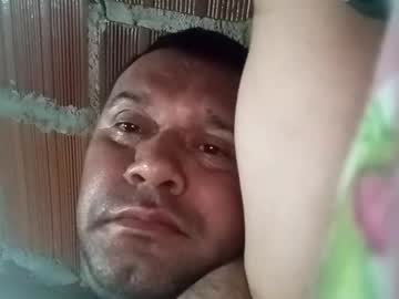 Juan370490 Chaturbate stream image from February 05, 2025