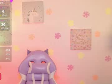 Lunna_Greys Chaturbate stream image from February 05, 2025