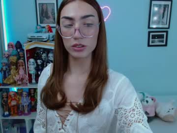 Allisonblossom Chaturbate stream image from February 05, 2025