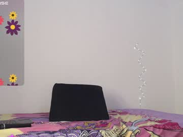 Lucia_Floress Chaturbate stream image from February 05, 2025