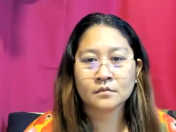 Sweetpilipina88 Chaturbate stream image from February 05, 2025