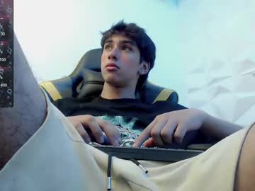 Jake_Tripp Chaturbate stream image from February 05, 2025