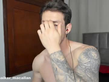 Jhonny_Macallan Chaturbate stream image from February 05, 2025