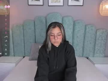 Karoll_Santos Chaturbate stream image from February 05, 2025