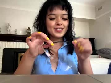Sarah_Heart_Aus Chaturbate stream image from February 05, 2025