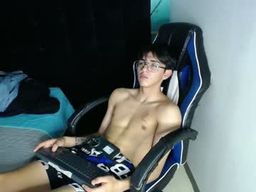 Dustynfox Chaturbate stream image from February 05, 2025