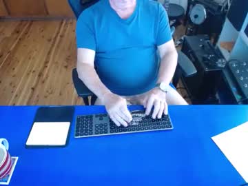 Guesswhatigot2 Chaturbate stream image from February 05, 2025