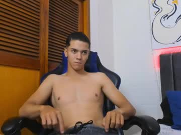 Owen_Frost04 Chaturbate stream image from February 05, 2025