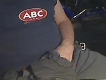 Updownunder Chaturbate stream image from February 05, 2025