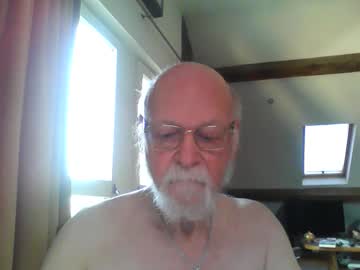 Johnfm12000 Chaturbate stream image from February 05, 2025