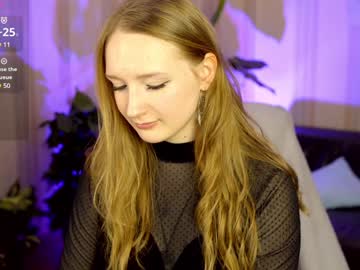 Felicity_Moore Chaturbate stream image from February 05, 2025