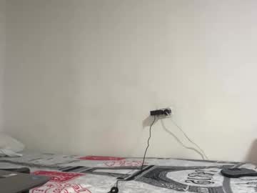 Lauravalen777 Chaturbate stream image from February 05, 2025