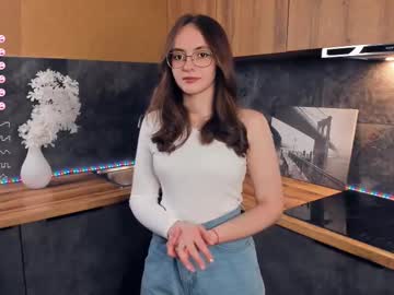 Berenicecoppinger Chaturbate stream image from February 05, 2025