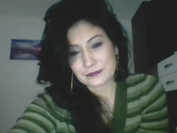 Lucyhot6 Chaturbate stream image from February 05, 2025