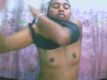 Rephaleta Chaturbate stream image from February 05, 2025