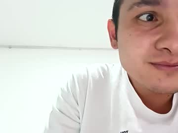 Murfialdo Chaturbate stream image from February 05, 2025