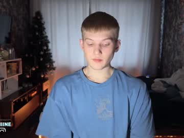 Shine_Skies Chaturbate stream image from February 05, 2025