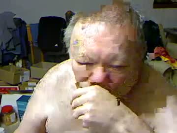 Blemon32 Chaturbate stream image from February 05, 2025