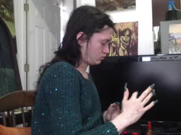 Empusalamia Chaturbate stream image from February 05, 2025