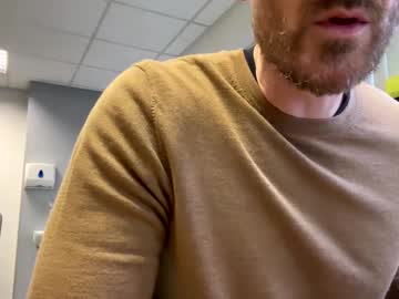 Hung___ Chaturbate stream image from February 05, 2025