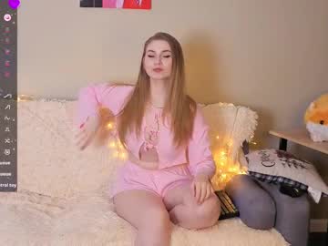 Hyceada Chaturbate stream image from February 05, 2025