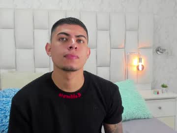 Marccogarcia Chaturbate stream image from February 05, 2025