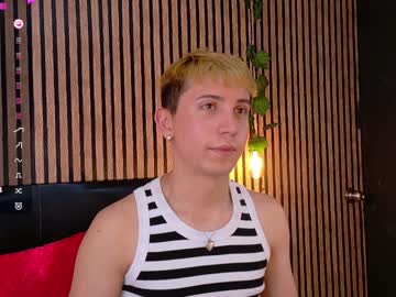 Naughty__Chris Chaturbate stream image from February 05, 2025
