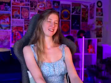 Sharonevansi Chaturbate stream image from February 05, 2025