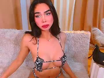 Transqueenmonika Chaturbate stream image from February 05, 2025