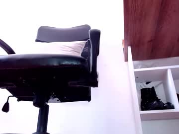 Angelistone_Sweet Chaturbate stream image from February 05, 2025