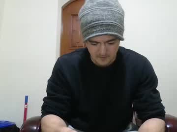 Jhwozy Chaturbate stream image from February 05, 2025