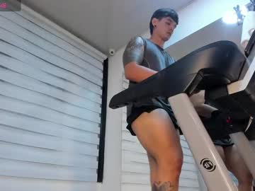 Kravenn_ Chaturbate stream image from February 05, 2025