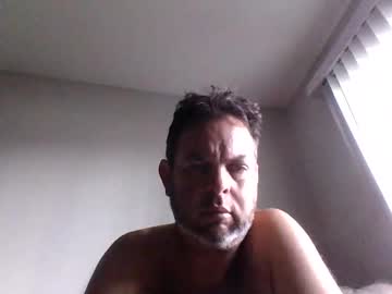 Rubbingoneout714 Chaturbate stream image from February 05, 2025