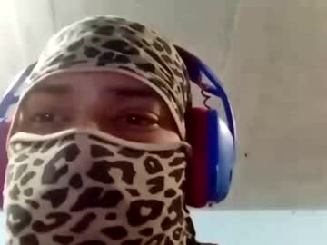 Sissycrossdrese Chaturbate stream image from February 05, 2025