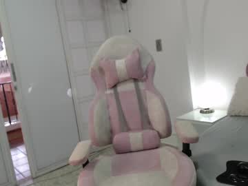 Your_Lady_Milf Chaturbate stream image from February 05, 2025