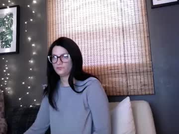 Destineel Chaturbate stream image from February 05, 2025