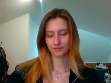 Luna_Xsensual Chaturbate stream image from February 05, 2025
