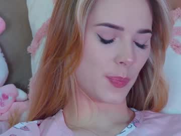 Gentlerossi Chaturbate stream image from February 05, 2025