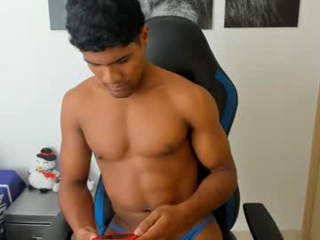 Strong_James7 Chaturbate stream image from February 05, 2025