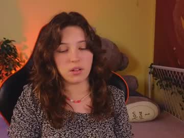 Cosmochi_ Chaturbate stream image from February 05, 2025