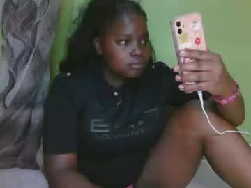 Sexy_Divana Chaturbate stream image from February 05, 2025