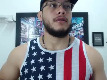 Williamjhom_ Chaturbate stream image from February 05, 2025