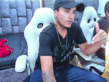 Axell_Cross2 Chaturbate stream image from February 05, 2025
