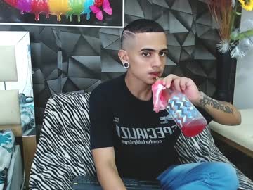 Kizamee__ Chaturbate stream image from February 05, 2025