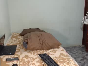 Bestlia Chaturbate stream image from February 05, 2025