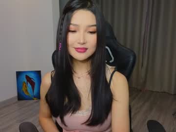 Kriss__Moon Chaturbate stream image from February 05, 2025