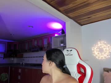 Abigail_Rosee Chaturbate stream image from February 05, 2025