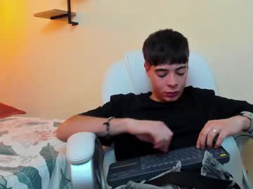 Angeldiiaz Chaturbate stream image from February 05, 2025