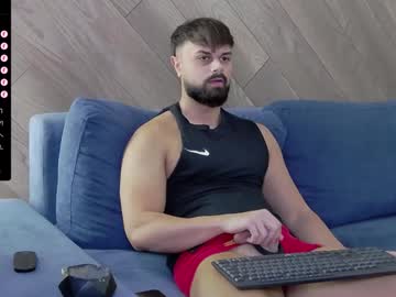 Maxhunterx_ Chaturbate stream image from February 05, 2025