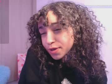 Nurific Chaturbate stream image from February 05, 2025